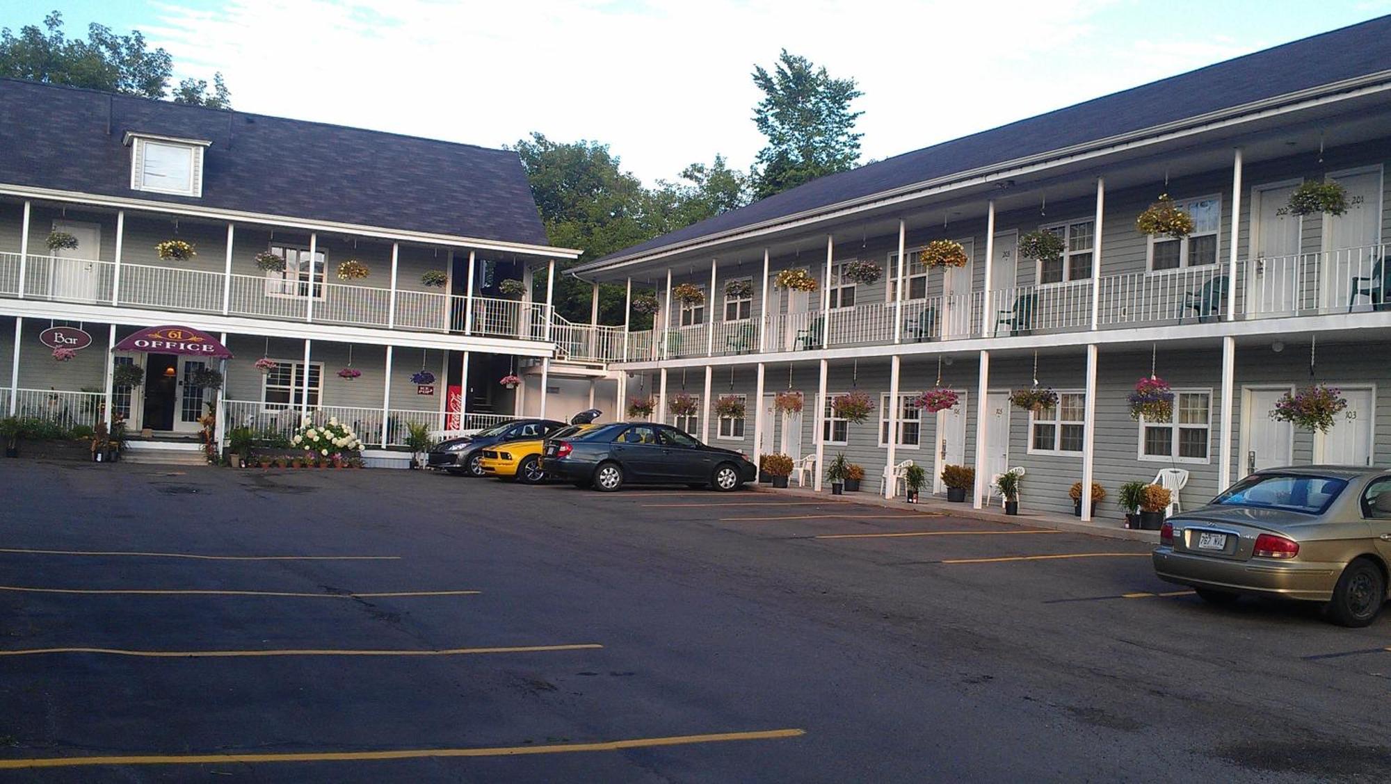Midtown Motel & Suites Moncton Eksteriør bilde
