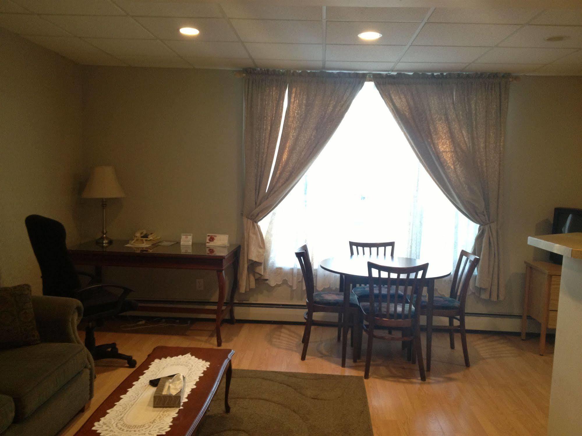 Midtown Motel & Suites Moncton Eksteriør bilde
