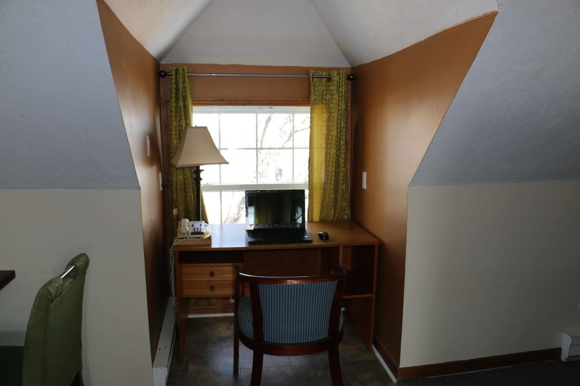 Midtown Motel & Suites Moncton Eksteriør bilde