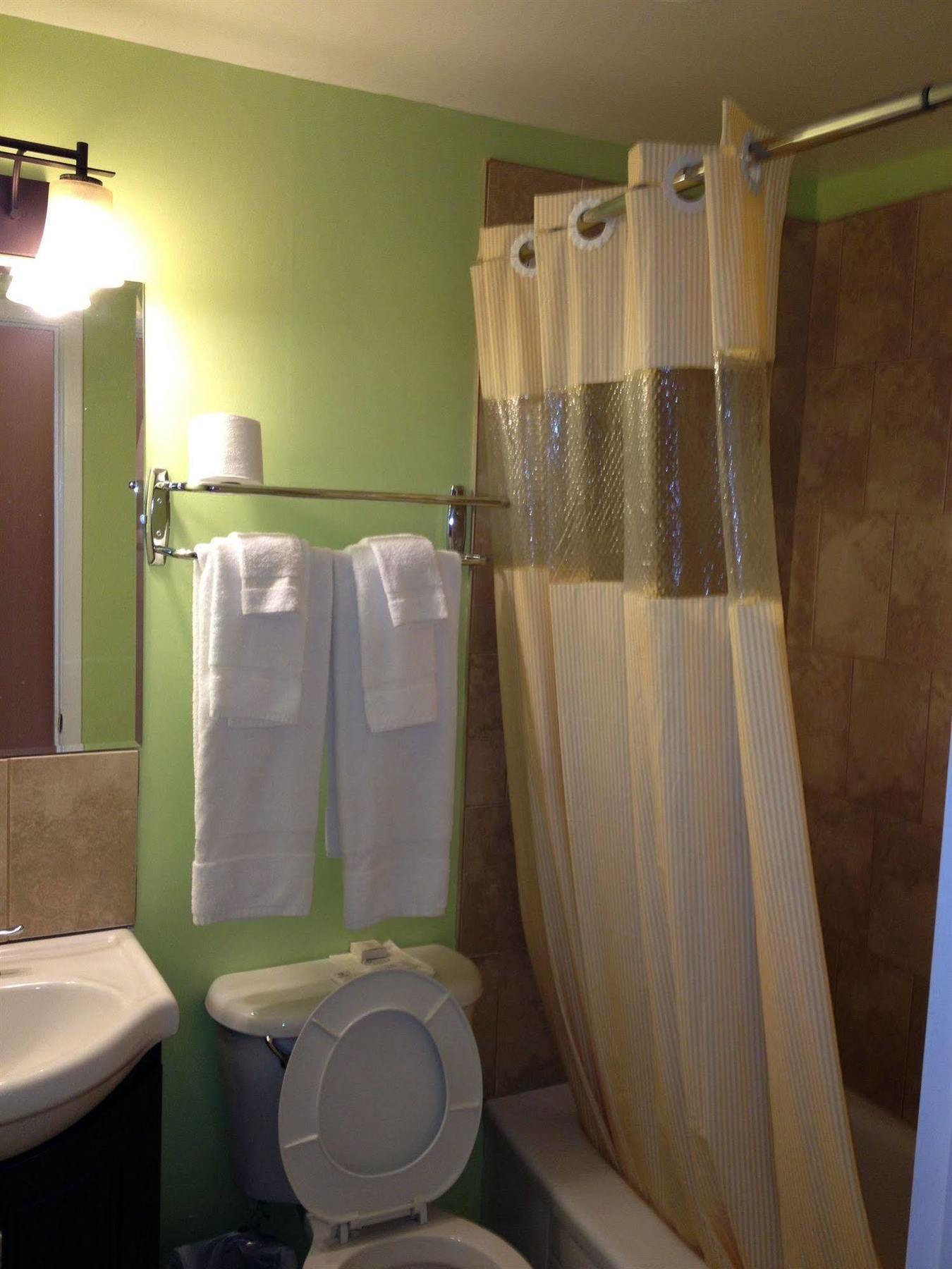 Midtown Motel & Suites Moncton Eksteriør bilde