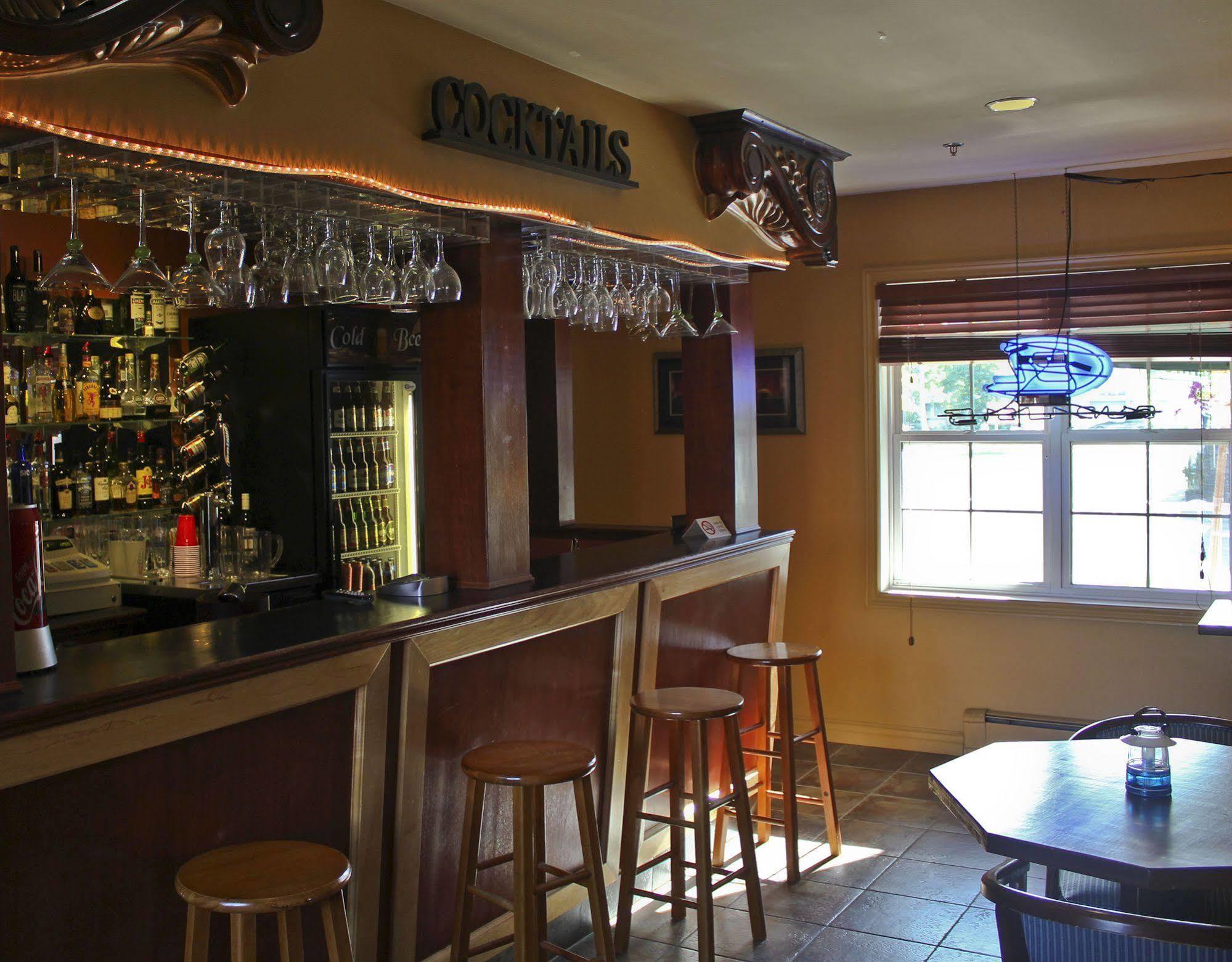 Midtown Motel & Suites Moncton Eksteriør bilde