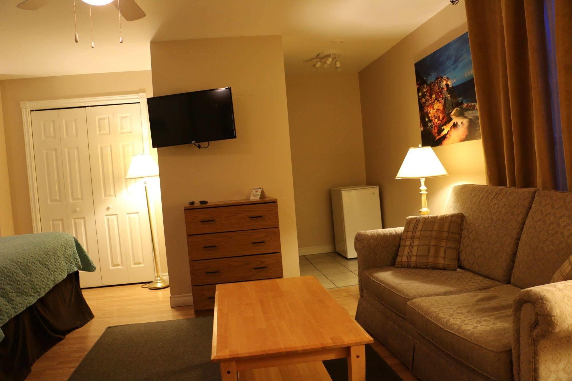 Midtown Motel & Suites Moncton Eksteriør bilde