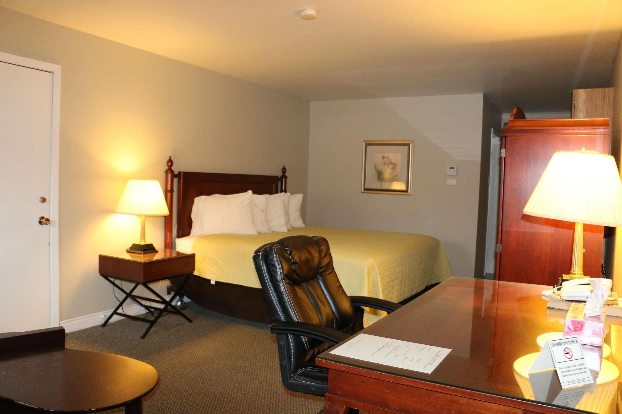 Midtown Motel & Suites Moncton Eksteriør bilde
